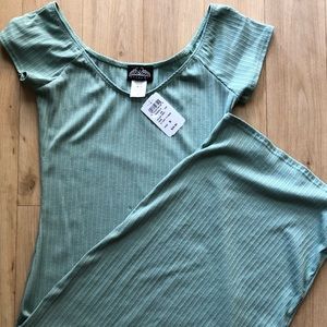 NWT Sage Midi Dress